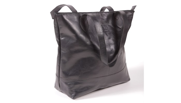 MBE0206_0x400-10 Leather Bag Black 36Cmx40Cm - Image 1