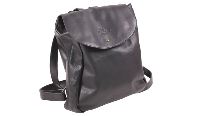MBEBP41_0x400-1-14 Backpack Signature Pocket Magnet Closure 30Cmx10Cmx30Cm - Image 1
